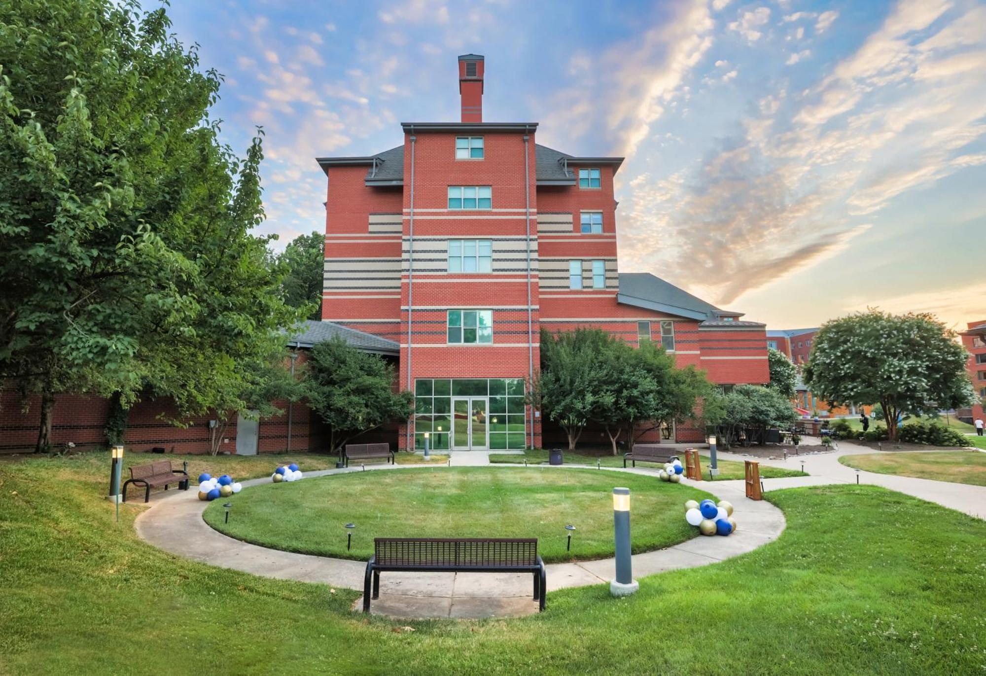 Kellogg Conference Hotel Capitol Hill At Gallaudet University Washington Exterior foto